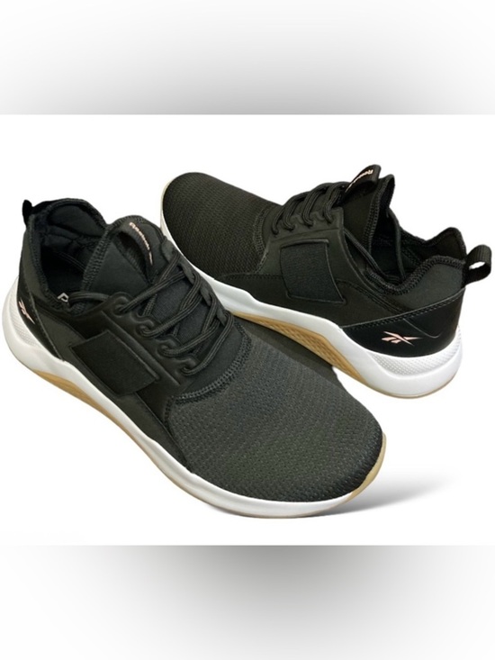 Reebok Shoes - Reebok Black Knit Women's Athletic running Sneakers